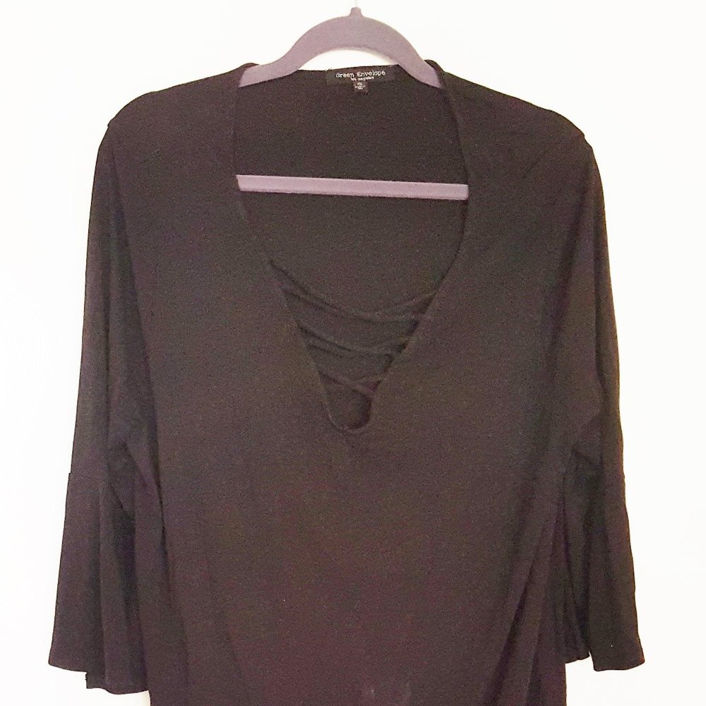 GREEN ENVELOPE Womens Shirt 2X BLACK Lattice Neck